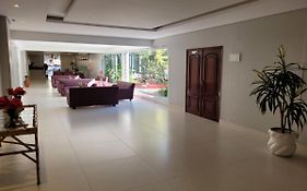 Flat Completo Novo a 350m da praia com piscina